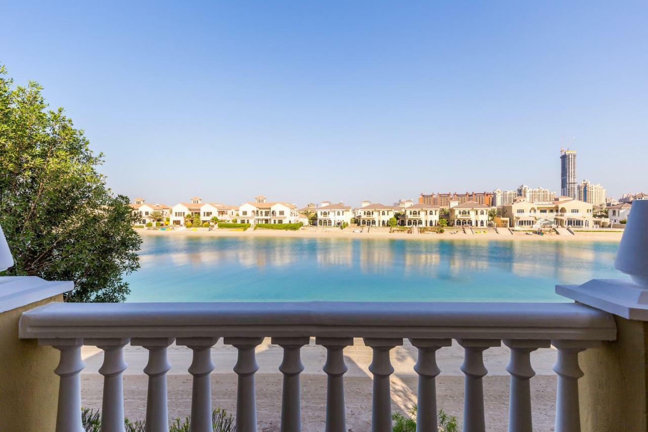 דובאי Chic 4Br Villa With Assistant Room And Private Pool On Palm Jumeirah By Deluxe Holiday Homes מראה חיצוני תמונה